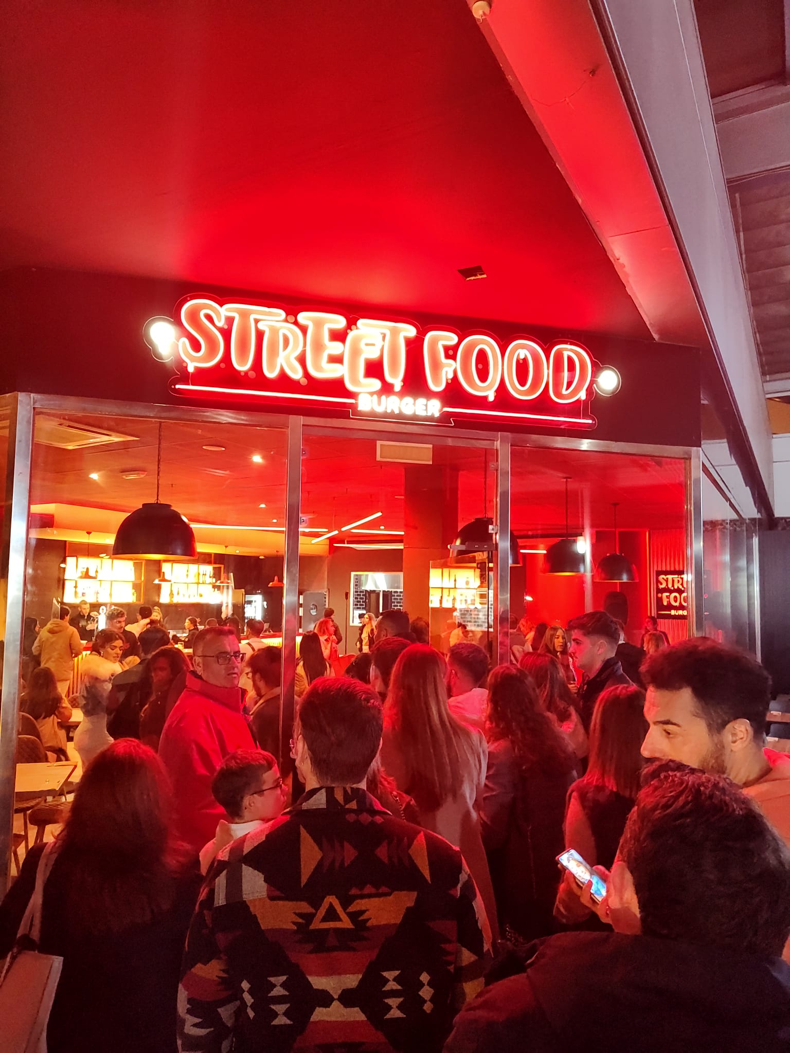 Street Food Burguer – Las mejores hamburguesas de Sevilla en Viapol Center
