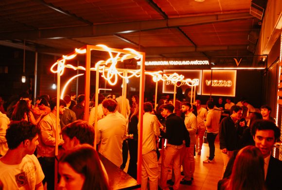 CELEBRA FIN DE AÑO EN VIZZIO VIAPOL